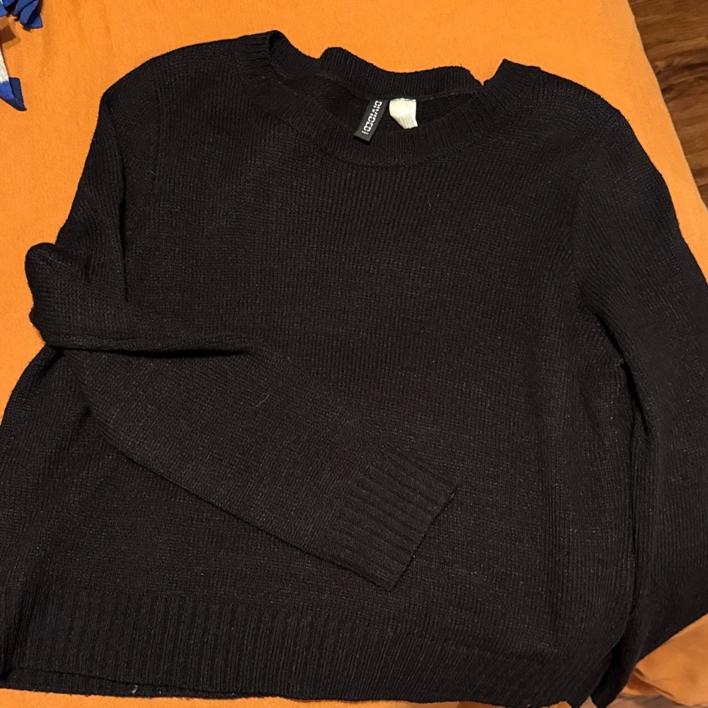 Divided Black Crew Neck Sweater